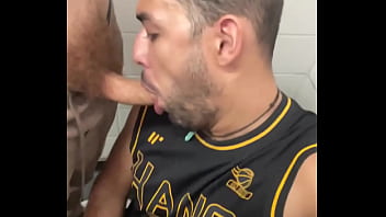 Que ruivo gostoso não prometeu nada entregou tudo descarregou na boca