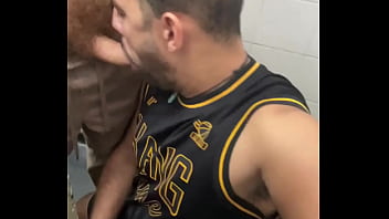 Que ruivo gostoso não prometeu nada entregou tudo descarregou na boca