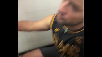 Que ruivo gostoso não prometeu nada entregou tudo descarregou na boca