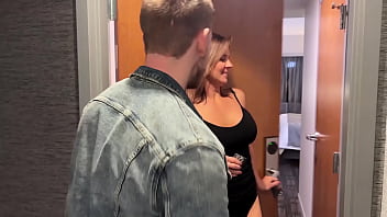 Mommy's night out squirting milf gets pussy pounded by jock stud leah layz steve rickz