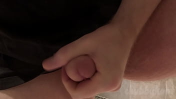Chubbykaot cumming hard