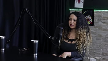 Melhores momentos da charlottye no papo prive com raphaela savanah parte 4 watch sheer red