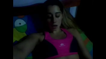 Hermosa Pendeja Argentina Tocandose thumbnail