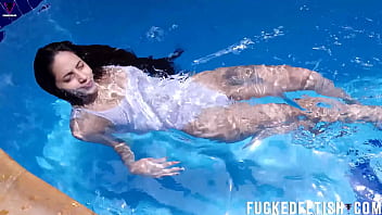 Release week 42 skinny helen wetlook