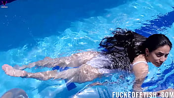 Release week 42 skinny helen wetlook