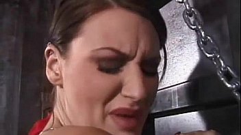 This whore likes to please