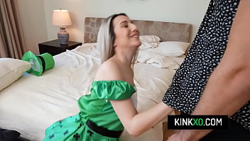 Hot teen slut let her perv boyfriend fuck her