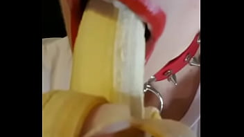 Mon petit bonbon pendant 3 semaines je vais te proposer 6 épisodes d'une milf