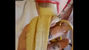 Mon petit bonbon pendant 3 semaines je vais te proposer 6 épisodes d'une milf