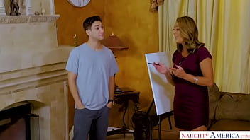 A wild sexy cougar artist proves creativity in riding a cock