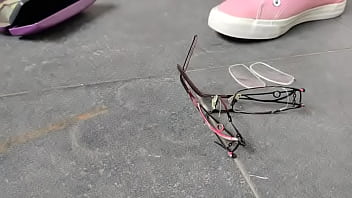 Destruction of eyeglasses