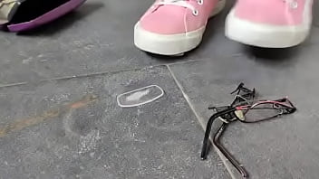 Destruction of eyeglasses