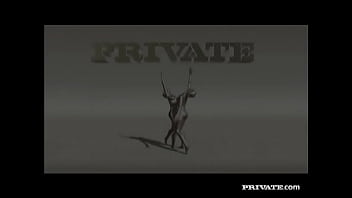 Before getting a blinding facial cumshot lorena sucks a big black dick