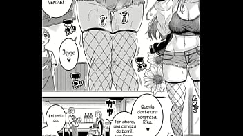 Ella tiene enormes tetas y ropa ajustada