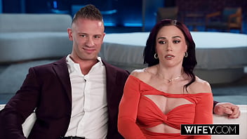 Dating App Darlings Vanessa And Cody Bonded Over Their Shared Interest In Pets Fitness And Swinging Vanessa Loves It When All Eyes Are On Her And Cody Can't Wait To Watch All The Action When She Gives Herself To A Pro thumbnail