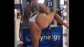 I’ll pump your fuel ️what grade do you use i use premium 93