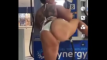 I’ll pump your fuel ️what grade do you use i use premium 93