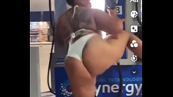 I’ll pump your fuel ️what grade do you use i use premium 93