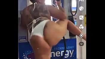 I’ll pump your fuel ️what grade do you use i use premium 93