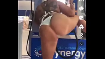 I’ll pump your fuel ️what grade do you use i use premium 93