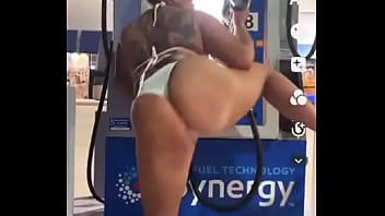 I’ll pump your fuel ️what grade do you use i use premium 93