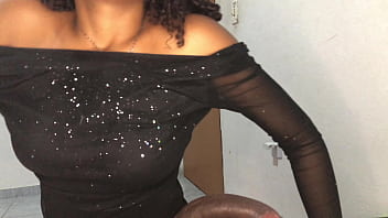 Olha como essa novinha de 18 anos senta gostoso na pica