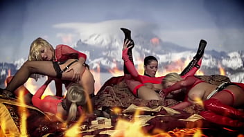 Latina cutie josie jagger sucks a frat guy and gets her pussy eaten out