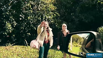 Hot chicks scarlett taylor and naomi feast on huge dick