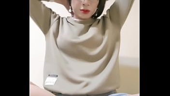 【shemale】blowjob Orgasm With Hand thumbnail