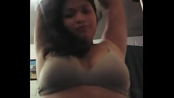 Tatiana La De Senos Grandes thumbnail