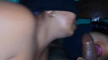 Mis Hijastras Se Colocan Un Antifaz Para Que Nos Las Reconozca Y Poder Chuparme La Polla thumbnail