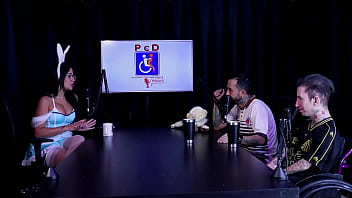 Faz a putaria de verdade gosta do saco grande do pau pra sentir batendo na buceta colocou o plug no cu e o 69 tifany rocha swing cast watch sheer red