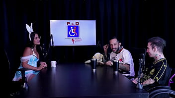 Faz a putaria de verdade gosta do saco grande do pau pra sentir batendo na buceta colocou o plug no cu e o 69 tifany rocha swing cast watch sheer red