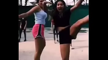 Natalia la puta de todos