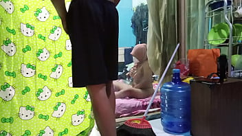 Ngentot kakak ipar yang kepergok lagi colmek Ngentot kakak ipar yang kepergok lagi colmek