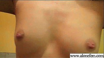 Solo freak girl use sex toys to get climax movie 05