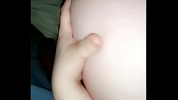 Fat ass 19yr old loves sucking dick