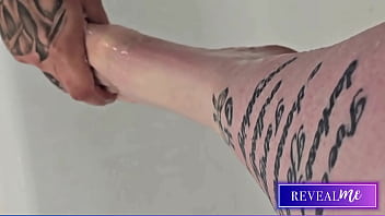 Revealme foot fetish sexy soles & toe sucking delight