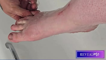 Revealme foot fetish sexy soles & toe sucking delight