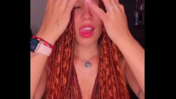 Ganhei de um seguidor achei a coisa mais fofa fiquei tímida pq nunca fiz nada do tipo que me deu vontad