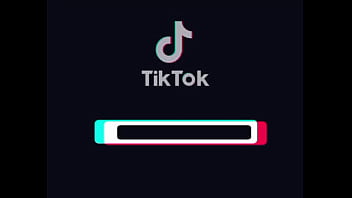 Vuelve lo a menear mamá