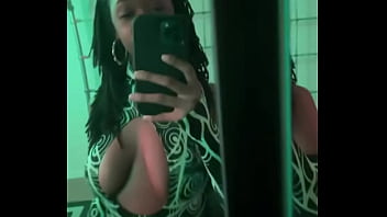 Good morning to all the baddie dommes especially my melanin baddies yours truly is relocating to phoenix arizona nex