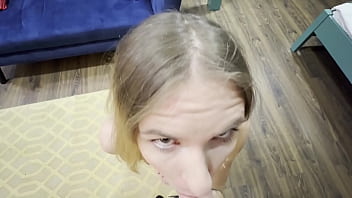 Cute and sexy cindy sweet chick first time blowjob for porncasting