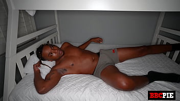 Kylie quinn begs to play with stepbro's bbc