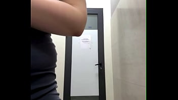 Masturbate and cumming for all in the public