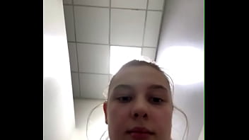 Masturbate and cumming for all in the public