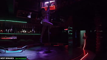 Nu moon pole dance sexy latina on the floor