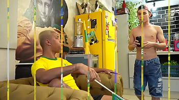 Queria Assistir O Jogo Mas O Pau Estava Durão Meninos Online thumbnail