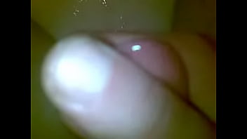 Moi entrain de me masturbé ;