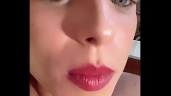 Não sei se já postei esse aqui mas tá uma graça então tá valendo agora posso apagar do celular boa noite